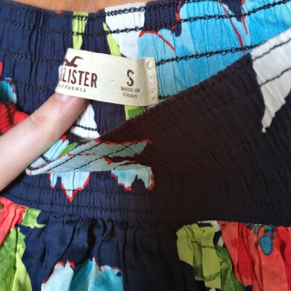 Floral Hollister Skirt - Picture 3 of 3